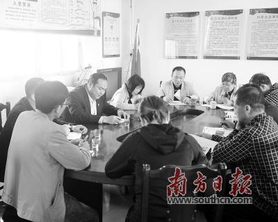 致富养鱼视频_致富经养鱼一年多赚1000万_致富经养鱼