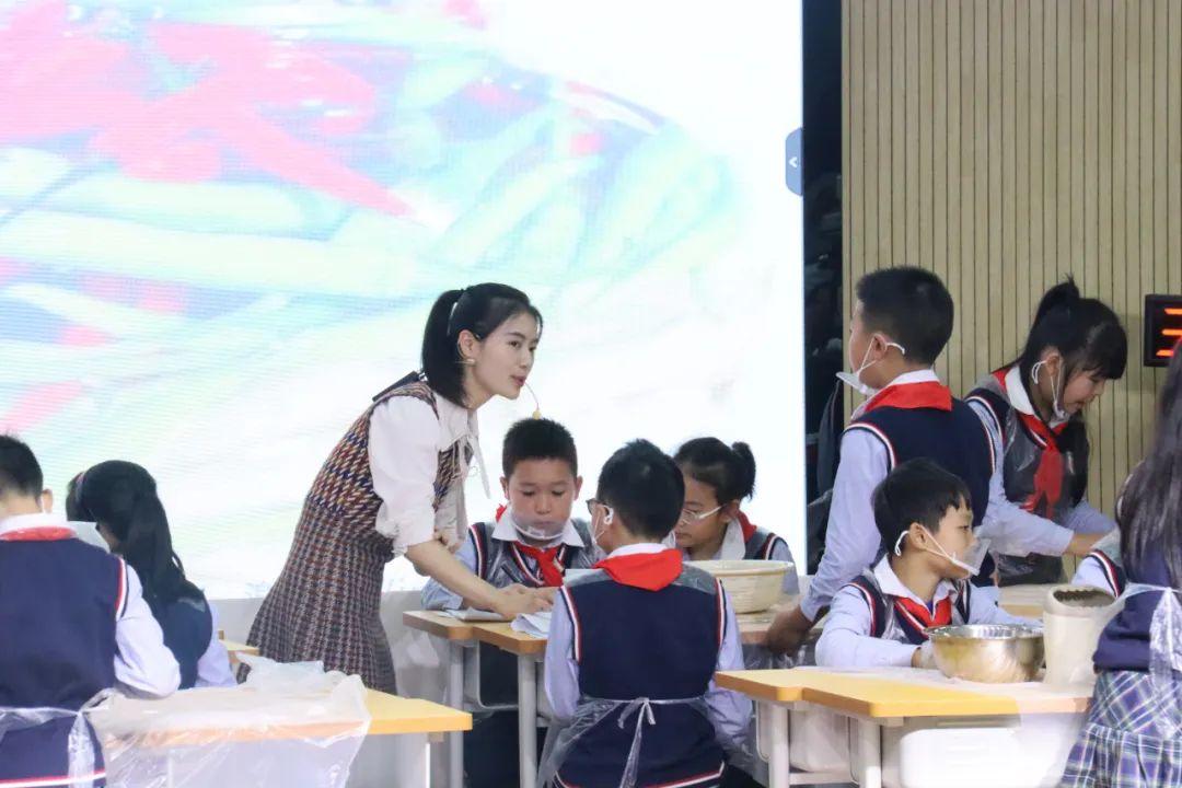 优质课总结发言稿_优质课老师经验分享稿_优质课获奖经验发言稿题目