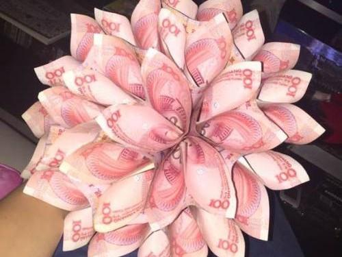 致富经养狗视频2018_致富经养狗_养宠物狗致富