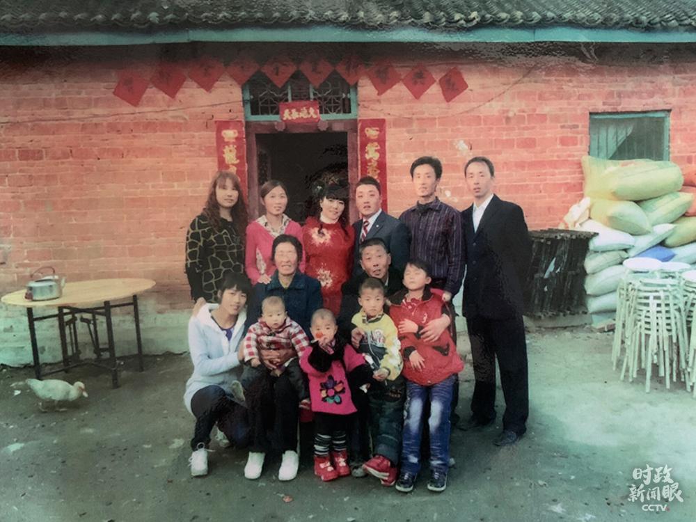 养鱼致富经_致富经养鱼视频大全集_致富养鱼视频
