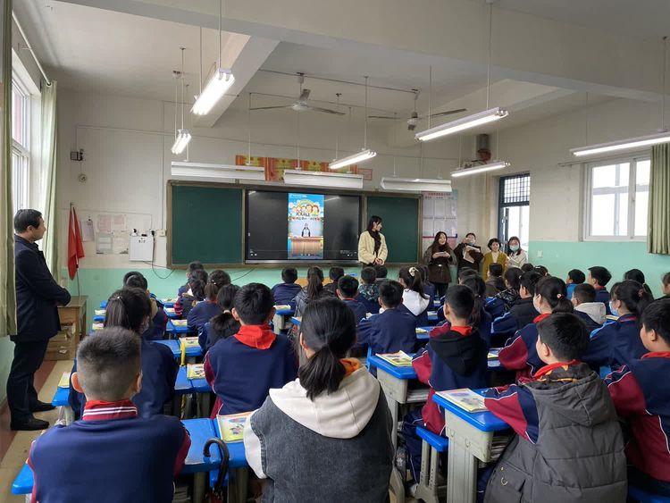 共享心得 共促成长——青檀中学小学部班主任工作经验交流会