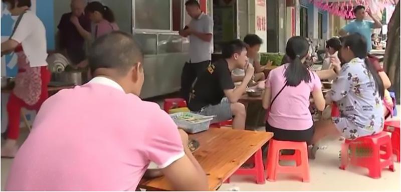 致富经养鹅视频_三农致富养鹅视频_致富经鹅养殖技术视频