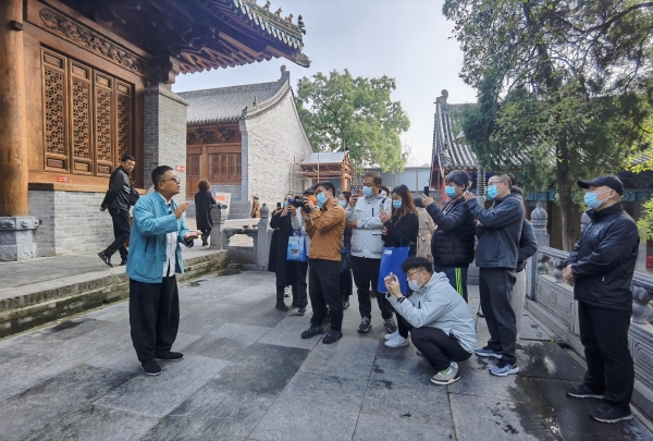 旅游博主抖音简介怎么写_抖音旅游vlog博主_抖音旅游优质博主经验