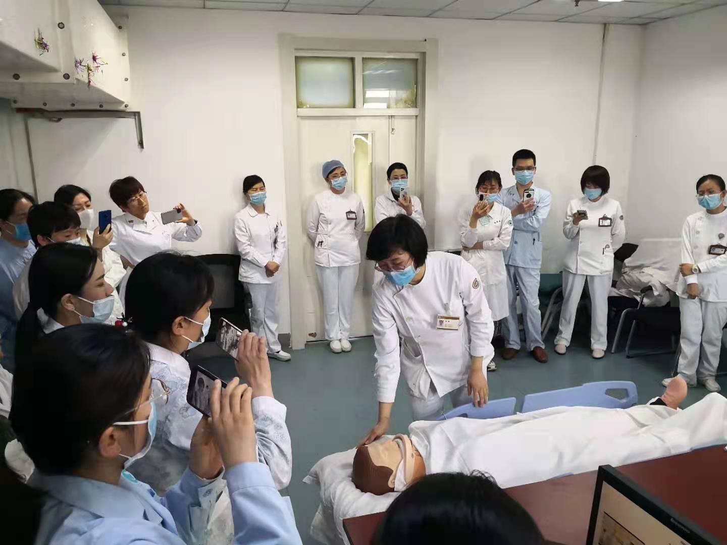 优质服务典型经验案例_典型案例优质经验服务怎么写_优秀案例经验分享