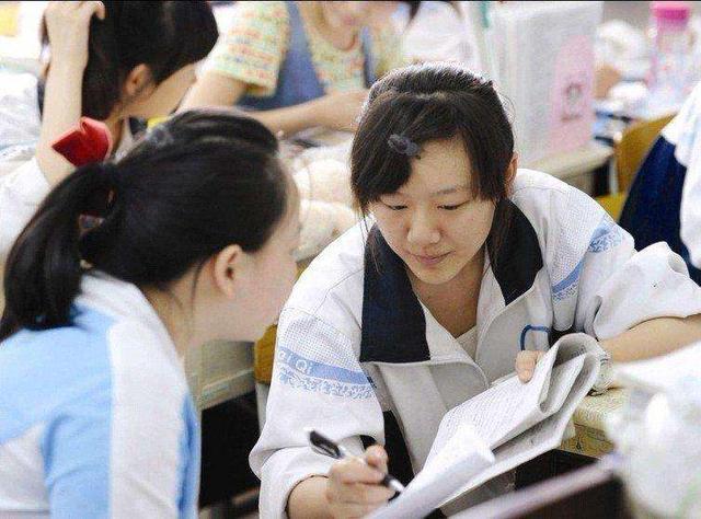 高中学生经验分享发言稿_优质高中生学习经验_高中学校经验分享