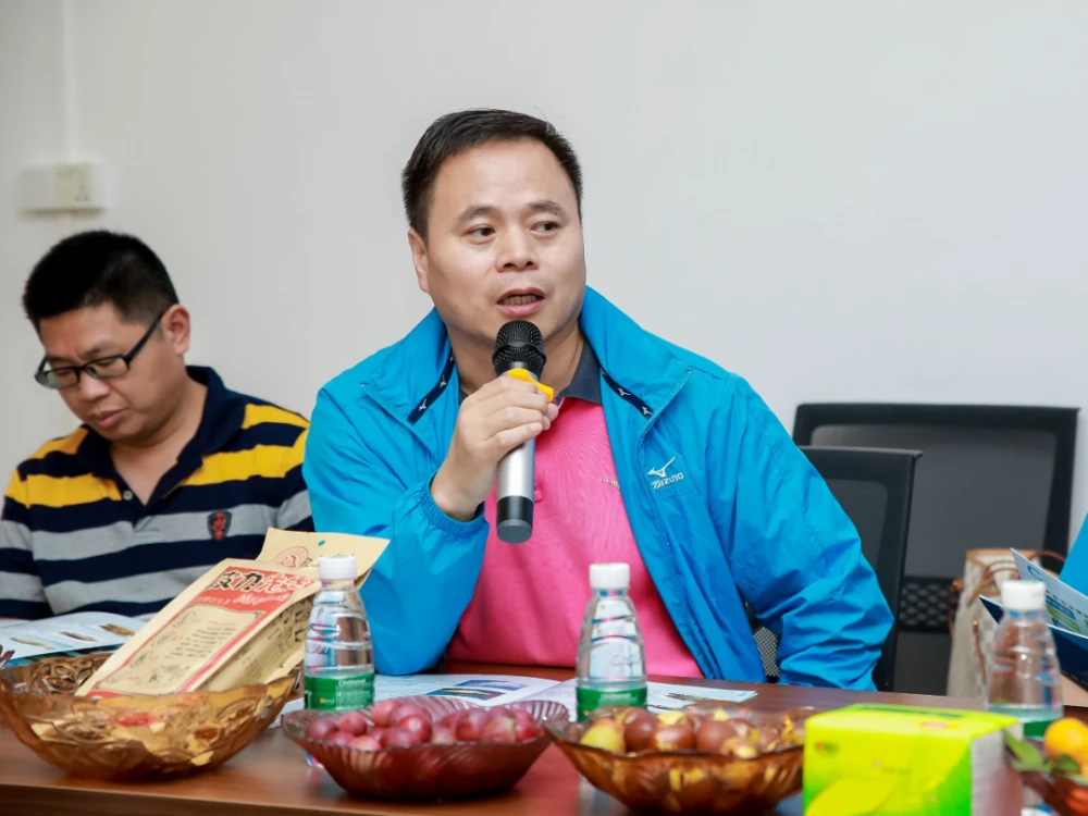 致富经养鱼一年多赚1000万_养鱼致富经_致富经养鱼视频大全集
