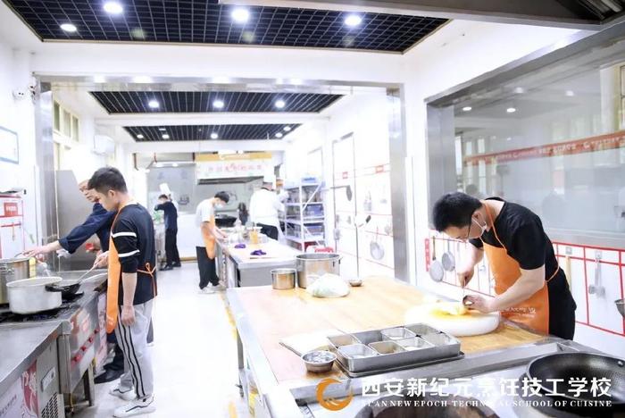 致富小吃车加盟_致富经小吃_致富小吃有哪些
