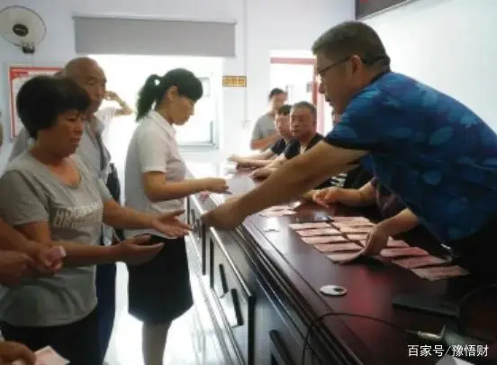 农民致富经_致富农民有情怀打一成语_致富农民的心理