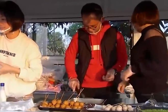 养鹅的效益_养鹅致富经_鹅致富养殖