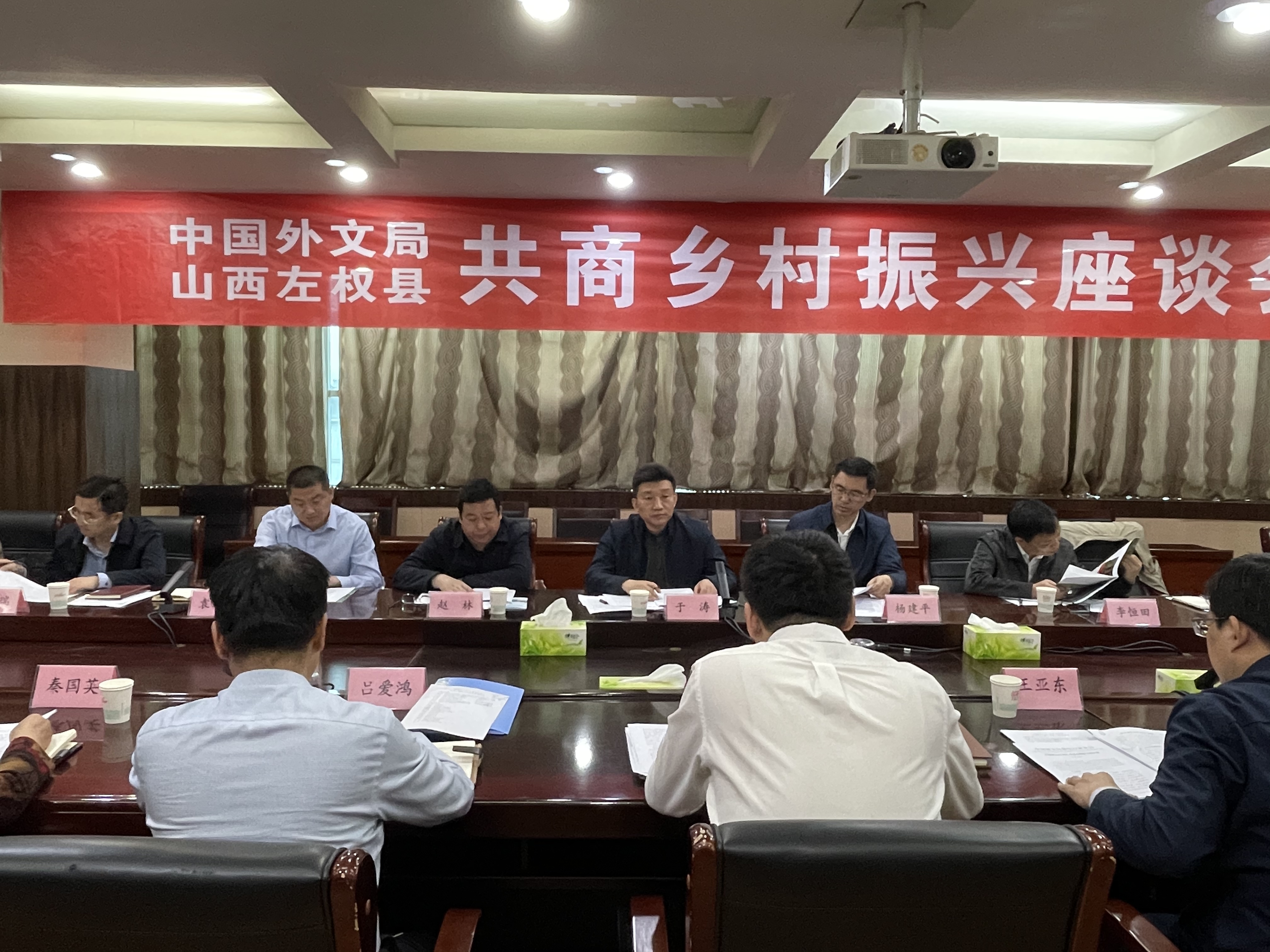 致富山羊养殖黑山羊好吗_致富经黑山羊养殖场的视频_黑山羊养殖致富经