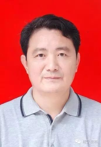 负债配图_农村致富养殖项目_负债30万养殖致富图片