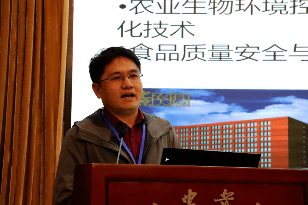 消毒养殖水产草鱼技术要点_水产养殖草鱼消毒技术_养草鱼消毒用什么药