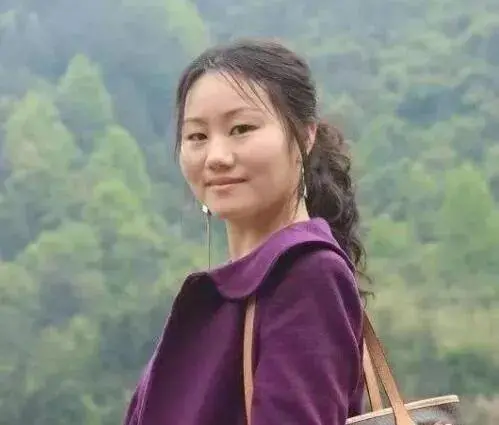 喜庆妇女十二大｜ 胡红华，她用一朵花菇带领村民致富