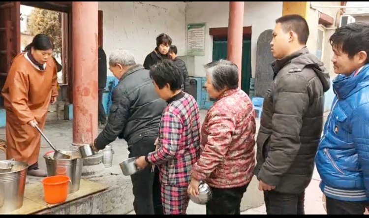 残疾 致富经_残疾致富带头人_残疾致富带领村民共赴莓好生活