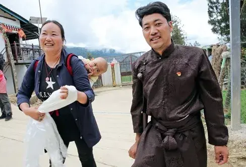 残疾人养殖励志致富经_致富经残疾人养猪视频_残疾人养殖创业事迹