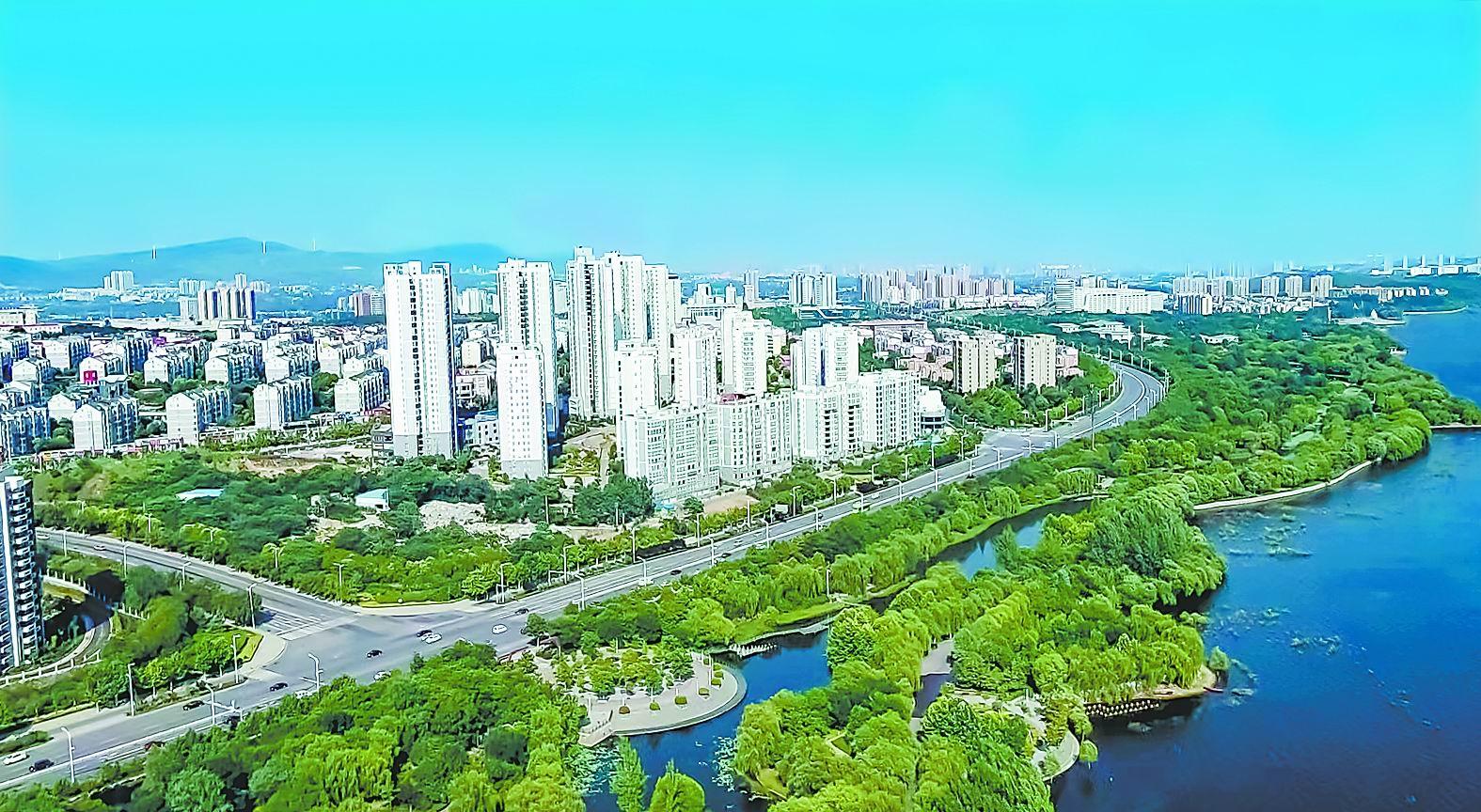 启航——2022年终特别报道 | 生态建设：碧水蓝天满城绿