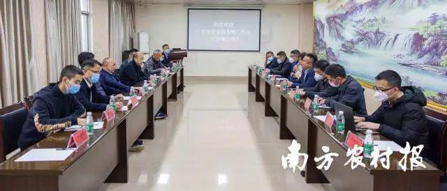 工厂化养虾视频_青虾工厂化养殖技术_科技苑养殖青虾视频