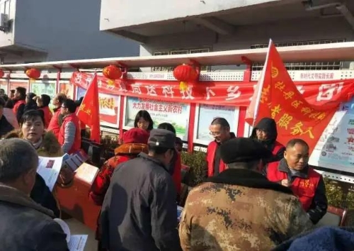 致富经阳光玫瑰_致富经 平阴玫瑰_致富玫瑰平阴店电话