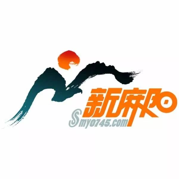 每天歪在沙发上玩手机，39岁男子差点偏瘫！脊髓仅剩下一条线