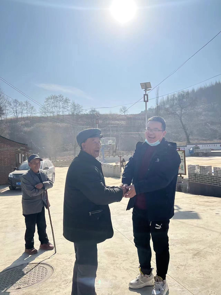 致富经蜜蜂养殖_致富经养蜂蜜视频_致富经养蜂视频播放