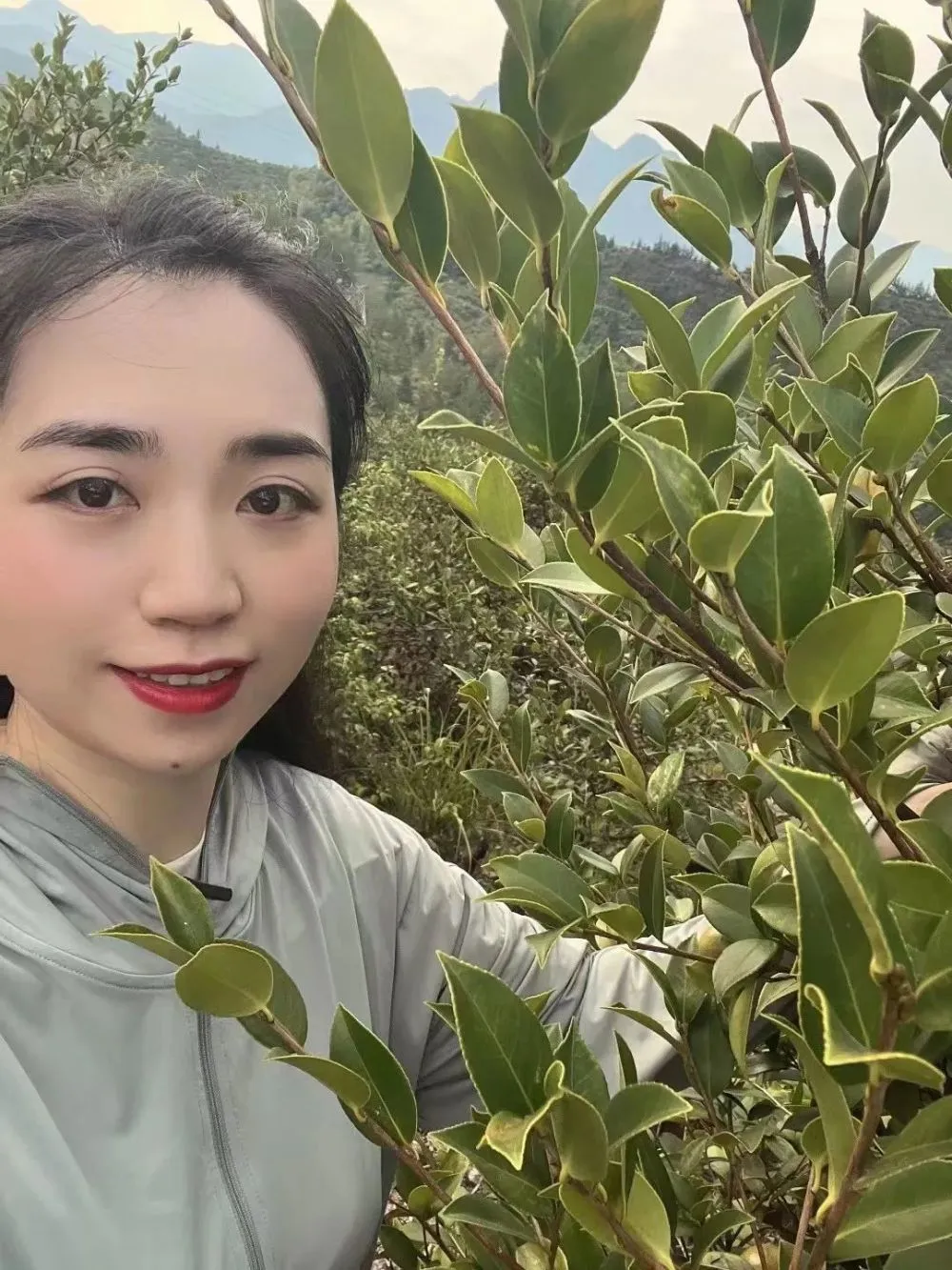 致富经90后美女养鸡_农村美女养殖致富_致富养殖美女农村小说