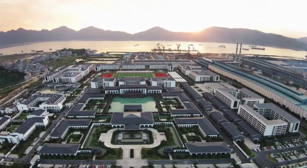 靠杠杆致富_陈波靠树叶致富经_农民要致富关键靠