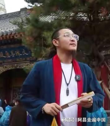抖音知名旅游博主排行榜_抖音上的旅游博主靠什么赚钱_抖音旅游优质博主经验