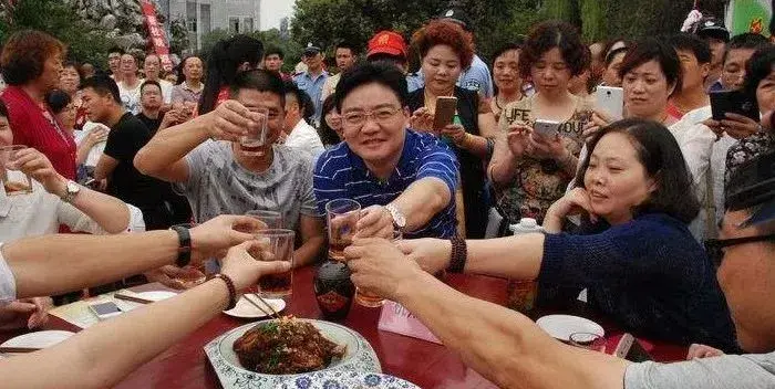 致富酿酒养殖方案设计_酿酒养殖致富方案_致富酿酒养殖方案怎么写