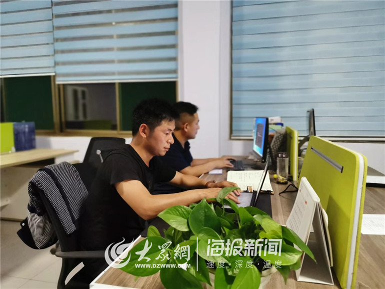 致富硕士养殖夫妻视频_致富养殖业_硕士夫妻养殖致富
