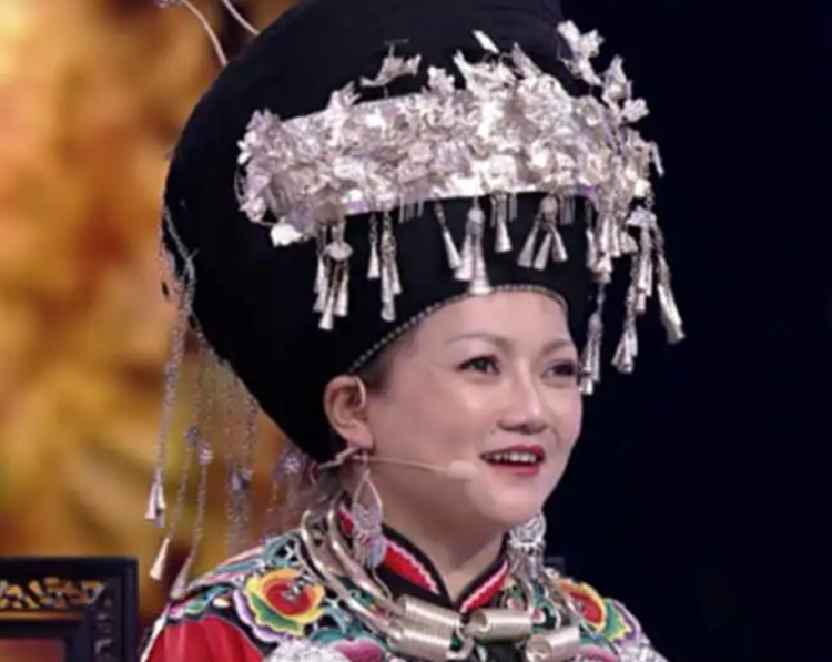 致富经卖叶子下集_致富心切_致富经花卉