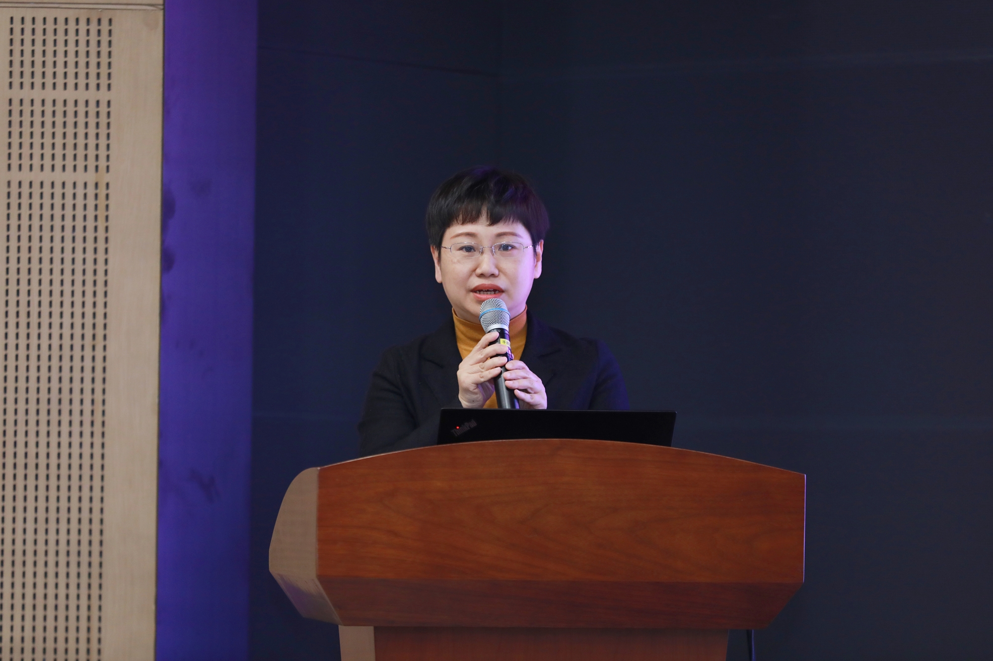 清华大学中国新型城镇化研究院