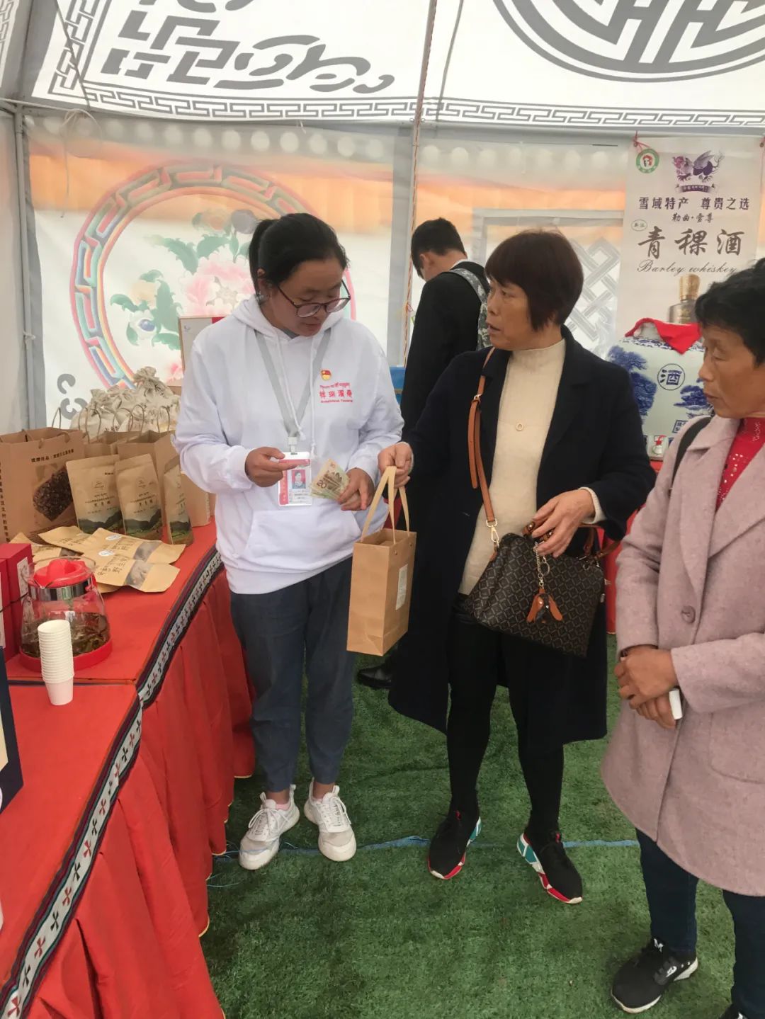 蒲公英茶叶种植致富_蒲公英种植效益_蒲公英茶的种植条件