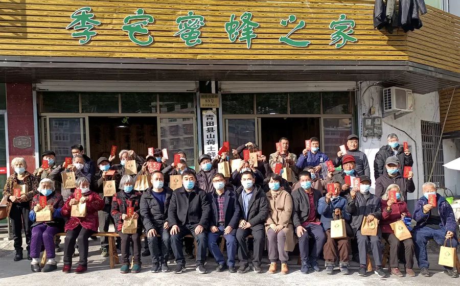 cctv7 致富经甲鱼_致富经水库养8万甲鱼不见了_致富经甲鱼养殖视频播放