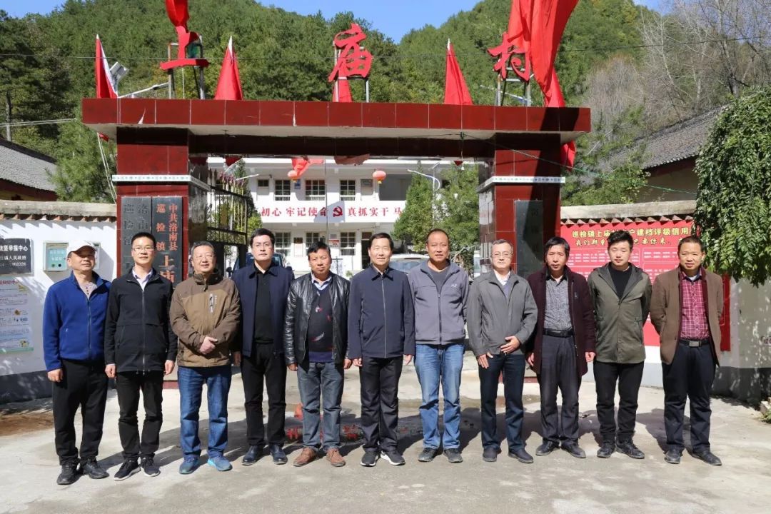 飞鼠养殖前景好吗_飞鼠养殖致富技术_养殖飞鼠的经济效益与前景