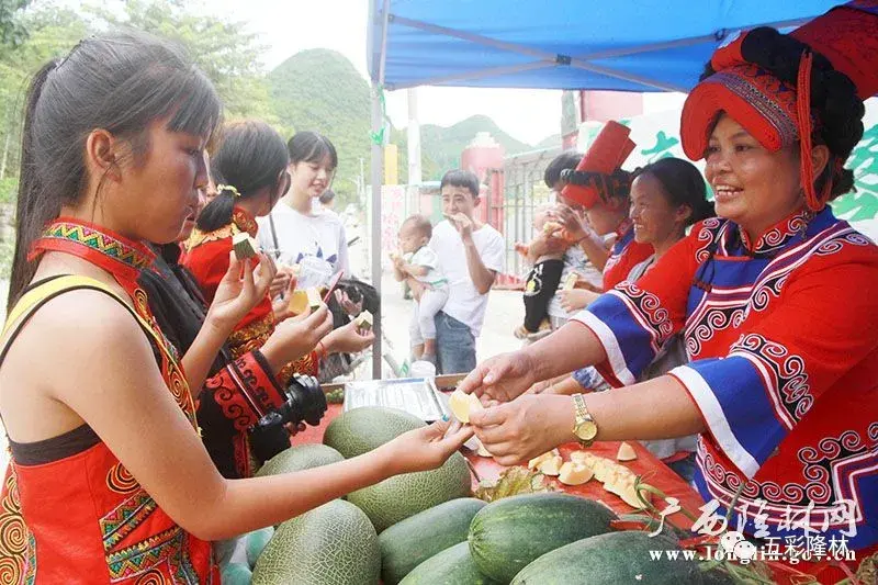 新疆哈密养殖致富_哈密养殖场转让信息_新疆哈密养猪场