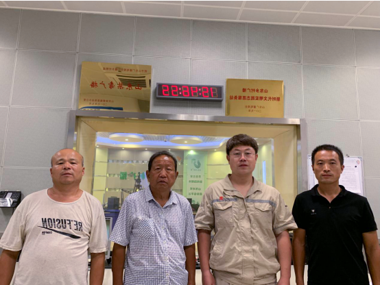 致富经养鸽子创业视频_养鸽子致富经视频_致富经鸽子养殖
