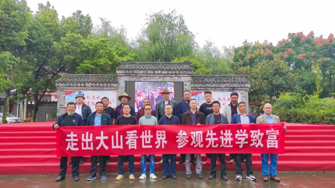 养殖致富带头人个人发言稿_养殖致富带头致富台账模板_养殖致富带头人典型材料