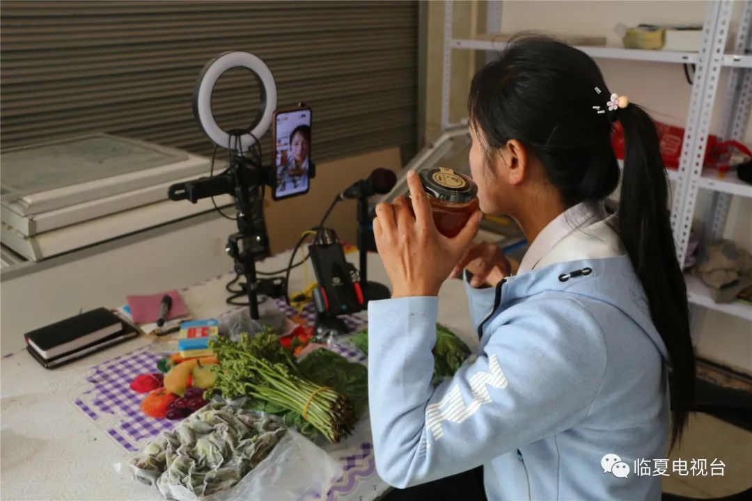 做电商致富经_致富经电商_电商致富带头人宣传语