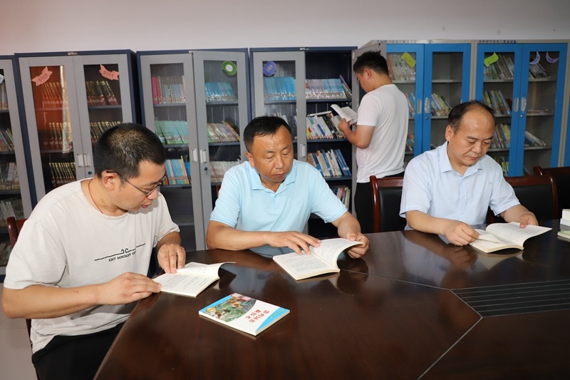 养殖书屋致富案例_致富养殖信息_致富养殖业