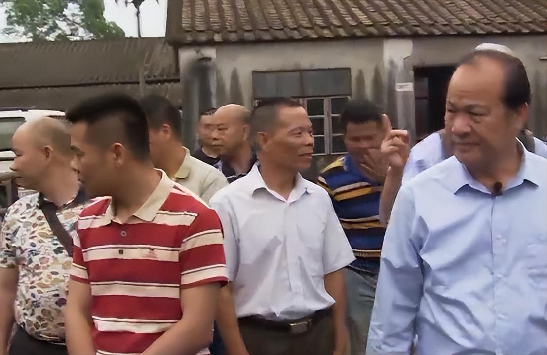 致富养殖河蚌故事内容_致富养殖河蚌故事简介_河蚌养殖致富故事
