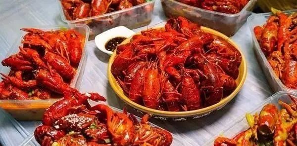 麻辣小龙虾赚钱吗_致富经麻辣小龙虾_致富经小龙虾养殖技术