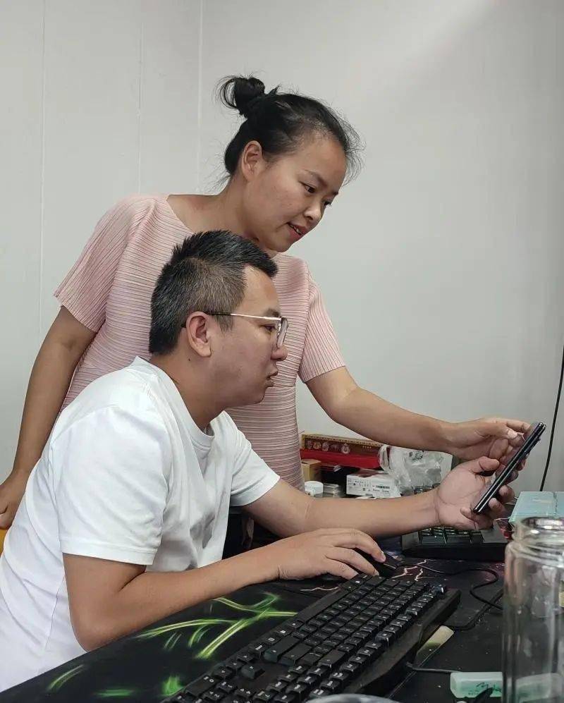 蜂蜜致富经_致富经养蜂_致富经 蜂蜜