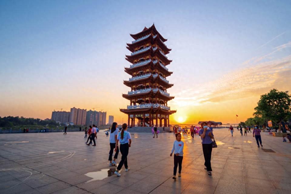 奶茶之乡的平南人，正在重新学习做奶茶