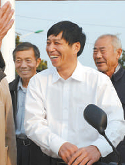 沈浩：一心为民 无私奉献