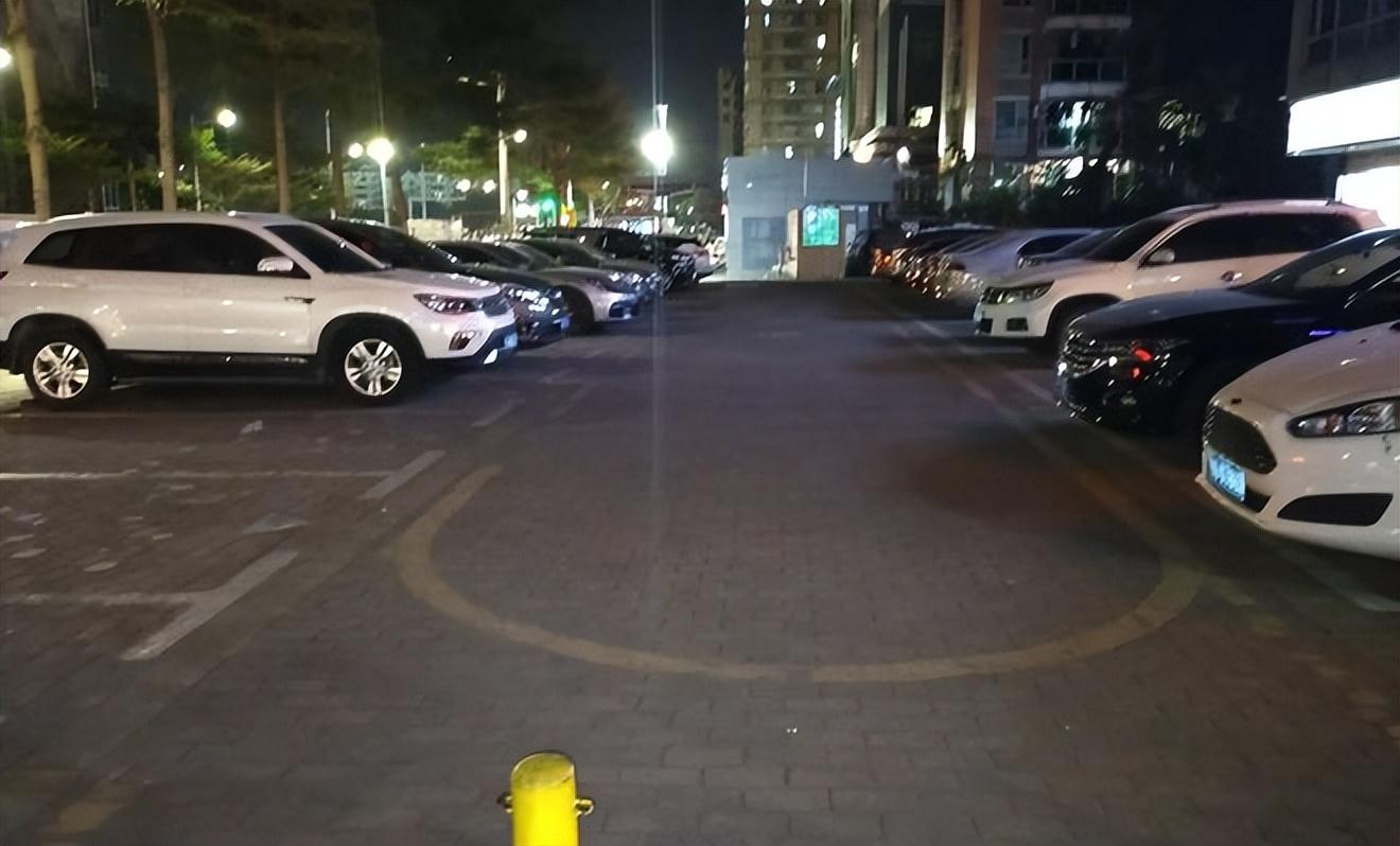 致富经失败_致富经败光3000万_致富经穷小伙花掉2000元