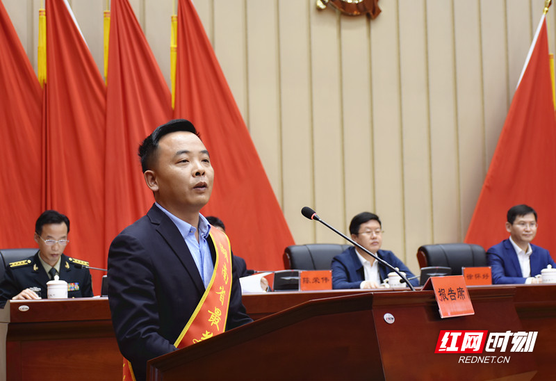 致富经 养猪场清理_致富养猪场是真的吗_养猪致富案例