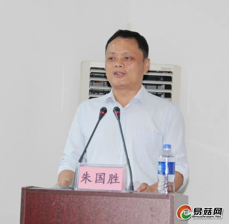 羊肚菌菌种栽培_怎样养殖羊肚菌视频_羊肚菌养殖技术