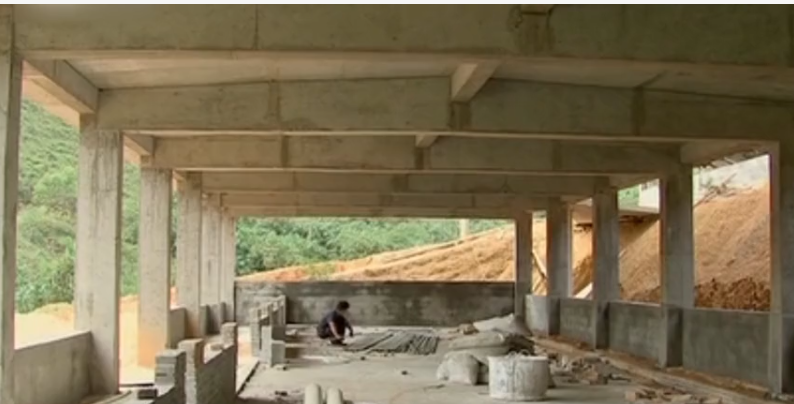 致富经草鱼孵化养殖_致富孵化养殖草鱼好吗_草鱼孵化池塘建设图
