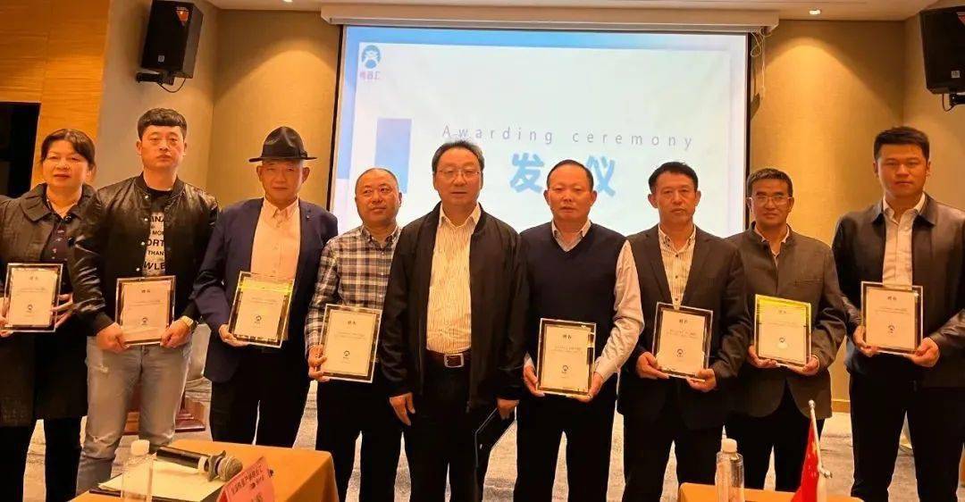 致富经蛋鸡养殖视频_致富经做蛋鸡养殖_致富养殖做蛋鸡好吗