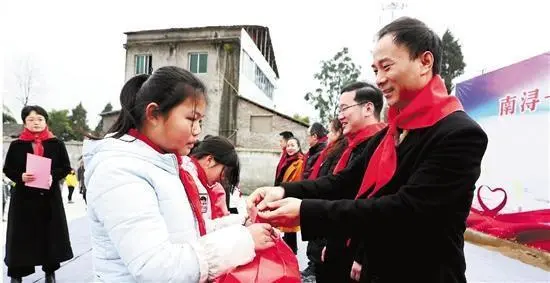 致富淡水养殖项目_淡水养殖什么赚钱_致富经淡水养殖